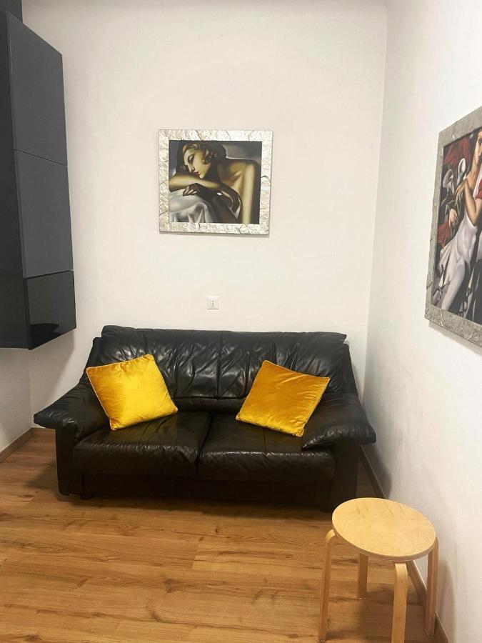 Piccolo Appartamento Nel Cuore Di Trieste Esterno foto
